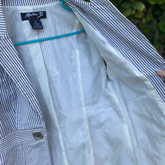 Beautiful & delicate🎉 Striped Blazer Martha B🥰❤️ - Picture 9 of 9